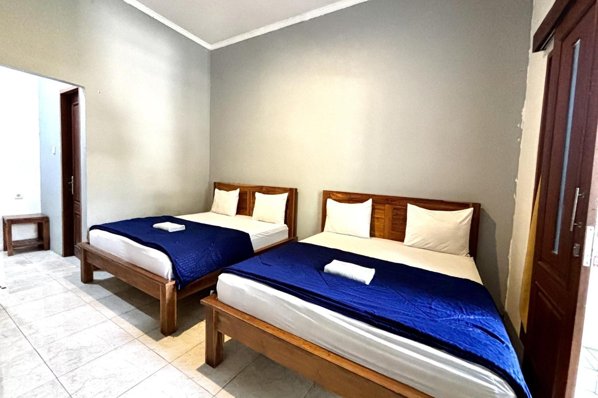 Ketapang Guesthouse Echo Beach Canggu Exterior foto